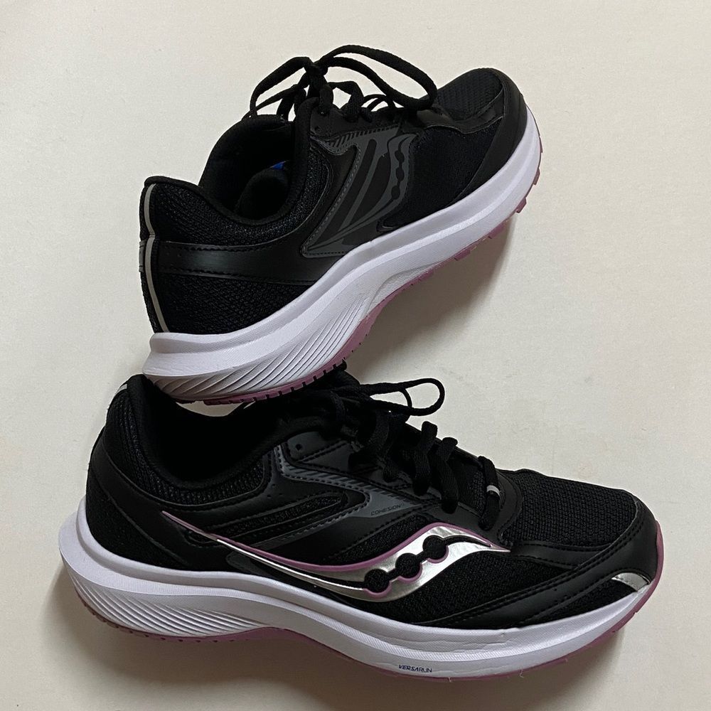 Saucony Cohesion 17 Women's Black and Pink Sneakers Size 9.5W - Picture 2 of 11
